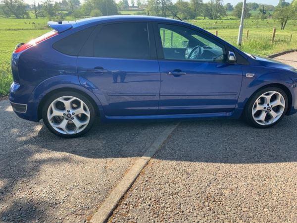 Ford Focus 2.5 SIV ST-2 5dr