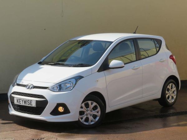 Hyundai i SE Auto 5dr