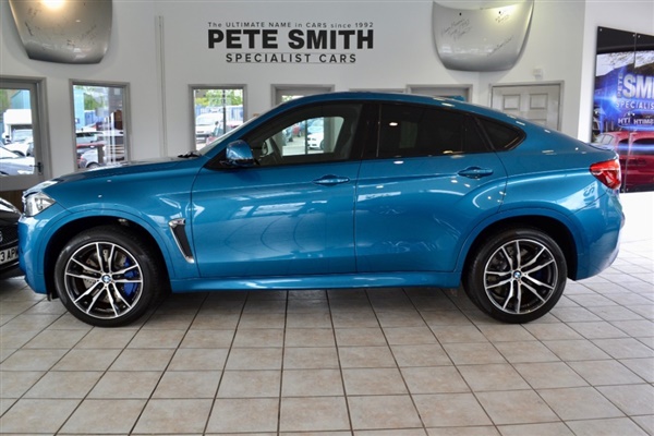 BMW X6 4.4 IN LONG BEACH BLUE METALLIC WITH SUNROOF AND ONLY