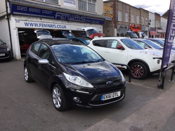 Ford Fiesta 1.25 Centura Hatchback 5dr Petrol Manual (129