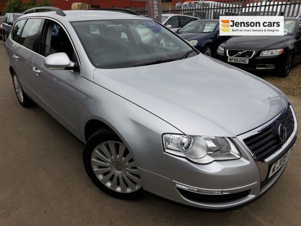 Volkswagen Passat 2.0 TDI SE 5d 138 BHP DEALER HISTORY +