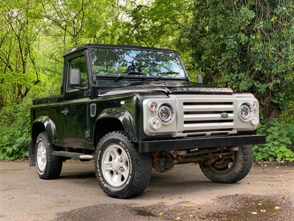 Land Rover Defender TDCi 90 County