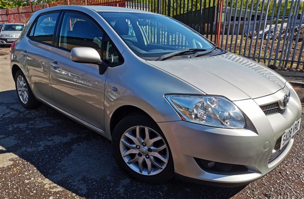 Toyota Auris 1.6 VVTi TR 5dr