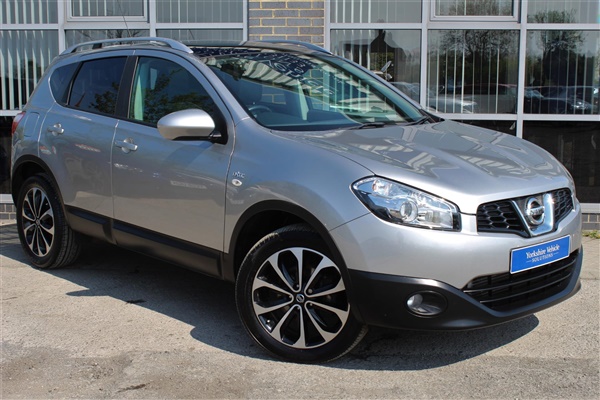 Nissan Qashqai 2.0 dCi N-Tec 4WD 5dr Auto, PAN ROOF, SAT