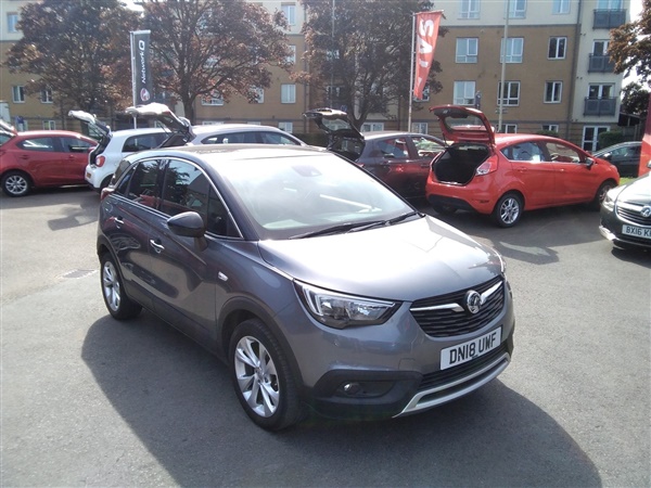 Vauxhall Crossland X TECH LINE NAV S/S && 130 PS+6 SPEED &&