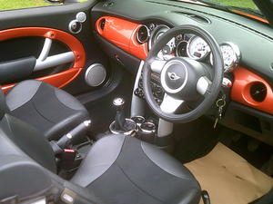 Mini Hatch Cooper  in Guildford | Friday-Ad
