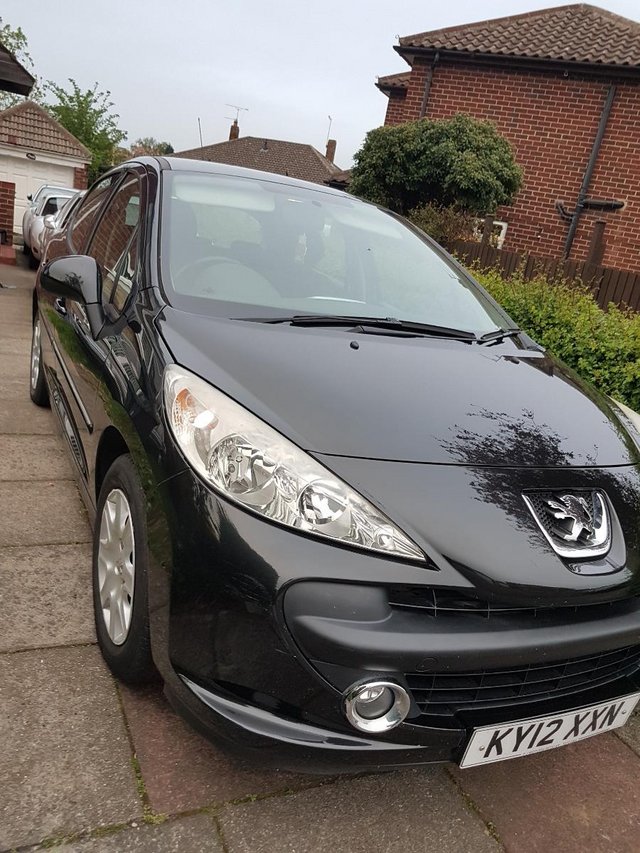  Peugeot 207 only  mls