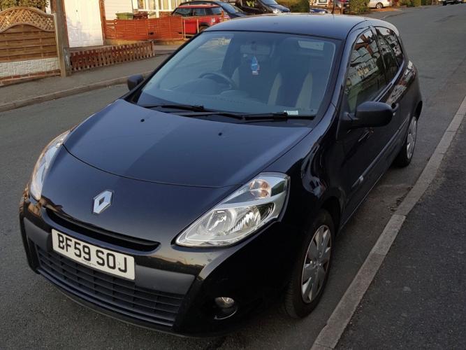 Renault Clio 1.2 for sale low miles