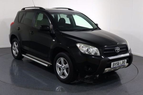 Toyota RAV4 2.0 XT3 VVT-I 5d 151 BHP Estate