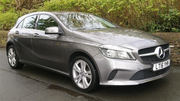 Mercedes-Benz A Class 1.5 A180d Sport (s/s) 5dr