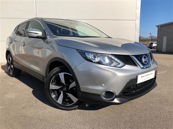 Nissan Qashqai 1.6 dCi N-Connecta 5dr 4WD HEATED SEATS