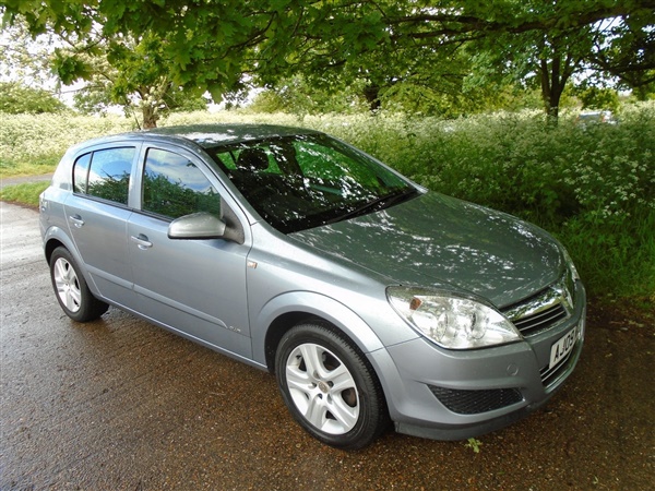 Vauxhall Astra Club 16v E4 5dr Auto