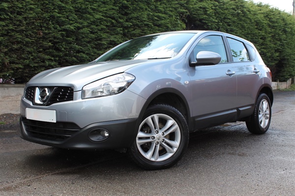 Nissan Qashqai 2.0 Acenta 5dr CVT