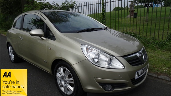 Vauxhall Corsa Design - 2 keys + NEW MOT + SERVICE