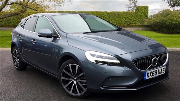 Volvo V40 T] Inscription 5Dr Geartronic Auto