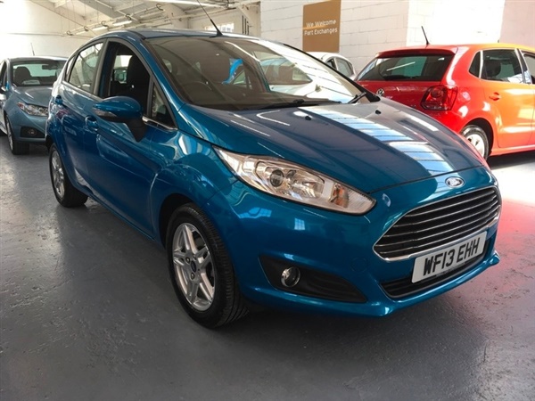 Ford Fiesta 1.0 ZETEC ONLY  MILES!!