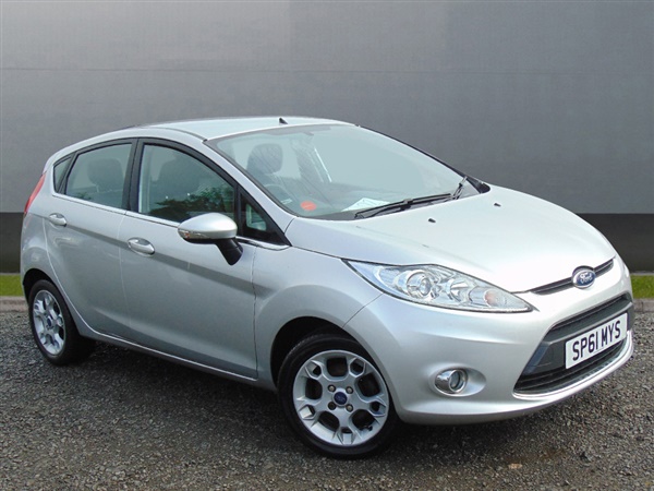 Ford Fiesta 1.25 Zetec 5dr [82]