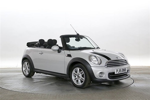 Mini Convertible 1.6 Cooper Chili Pack