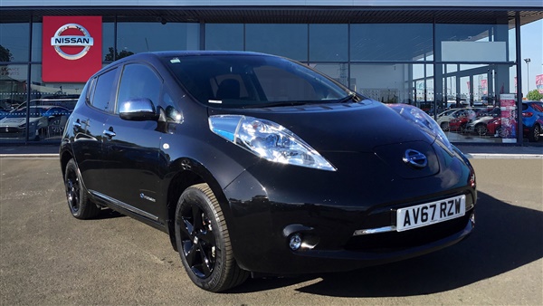 Nissan Leaf 80kW Black Edition 30kWh 5dr Auto Electric