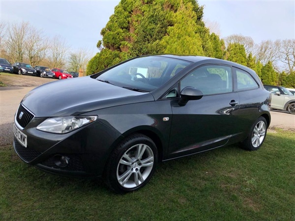 Seat Ibiza v Sport SportCoupe 3dr