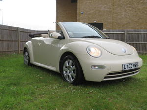  VW Beetle 2.0 8v Automatic Convertible Just Serviced