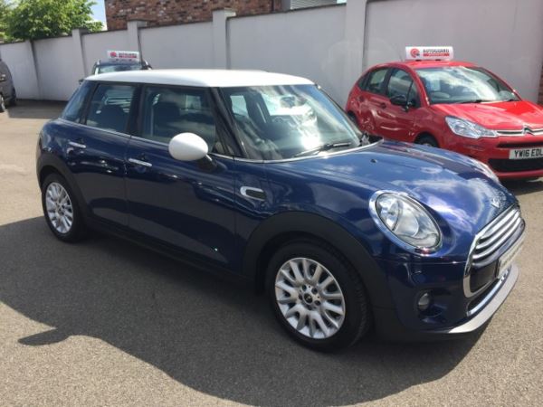 MINI Hatch 1.5 COOPER 5DR