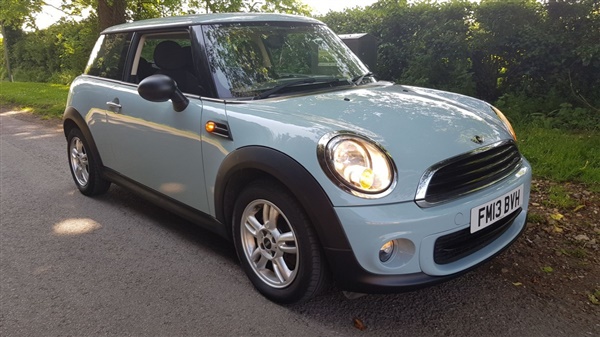 Mini Hatch One FMDSH 1 OWNER LOW MILES 1.6