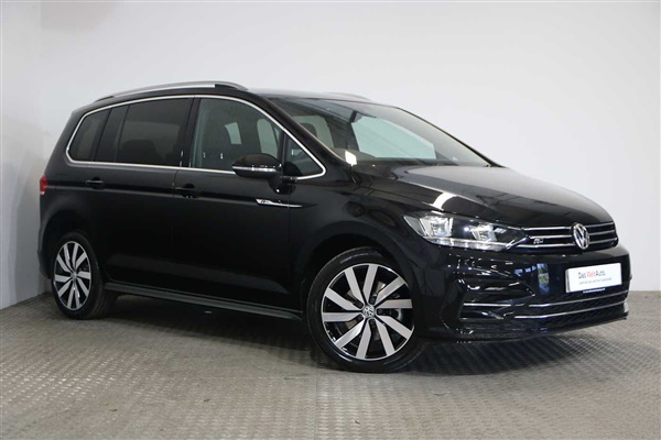 Volkswagen Touran R-Line 1.5 TSI 150PS 7-speed DSG 5 Door