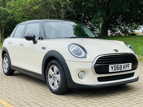 Mini Hatch 1.5 COOPER SERIES II 5DR | 7.9% APR AVAILABLE ON