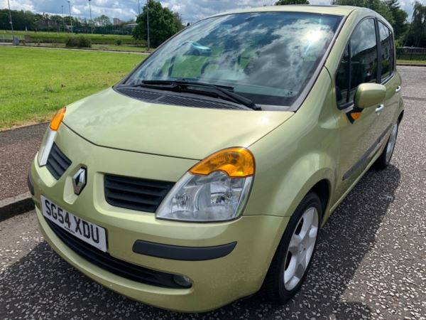 Renault Modus v Dynamique 5dr