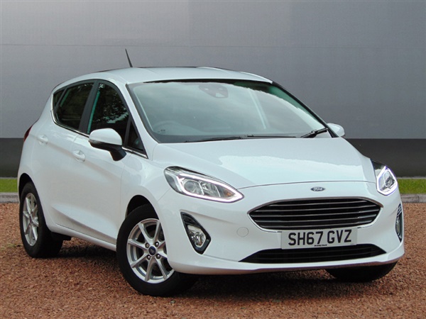 Ford Fiesta 1.0 EcoBoost Zetec Navigation 5dr