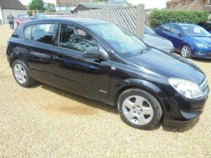 Vauxhall Astra  in Bedford | Friday-Ad