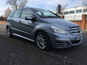Mercedes-Benz B Class  in West Molesey | Friday-Ad