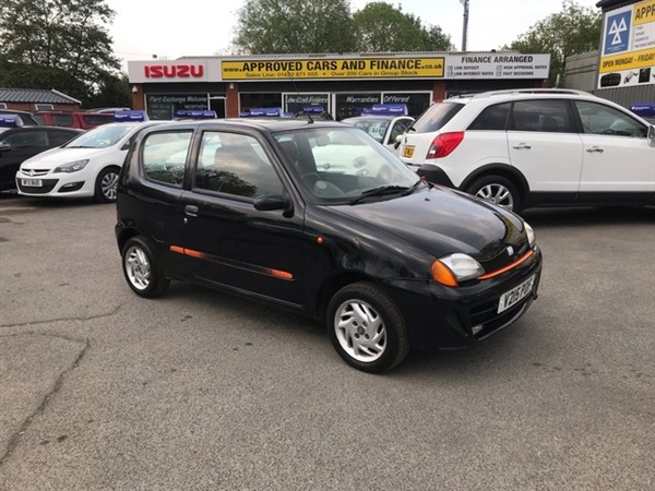 Fiat Seicento 1.1 SPORTING 3d 54 BHP IN BLACK WITH A VERY
