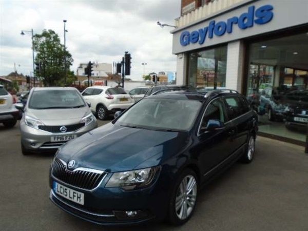 Skoda Superb 2.0 TDI Elegance DSG 5dr Auto