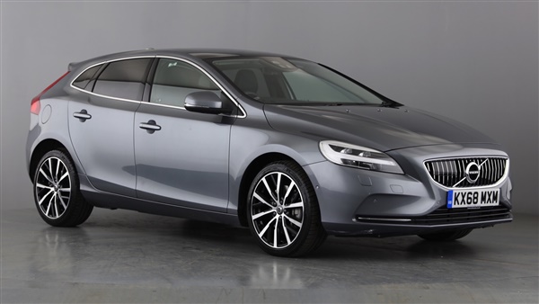 Volvo V40 T3 Inscription Automatic (Panoramic Roof, Park