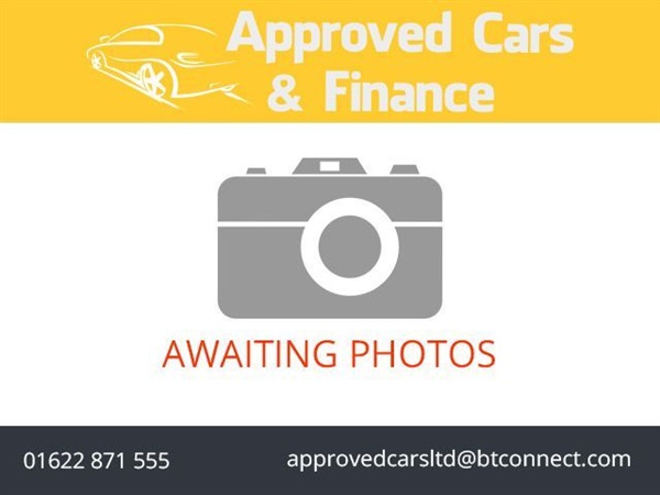 Ford Focus 1.8 ZETEC 5d 125 BHP IN BRIGHT RED WITH SAT NAV