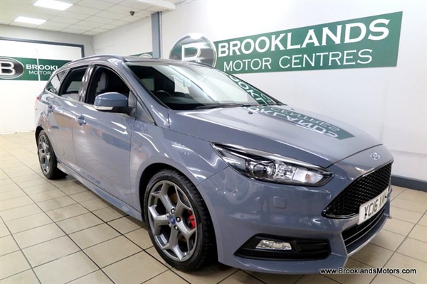 Ford Focus 2.0 TDCi ST-3 5dr [5X FORD SERVICES, SAT NAV,