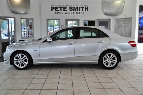 Mercedes-Benz E Class CDI BLUEEFFICIENCY AVANTGARDE AUTO