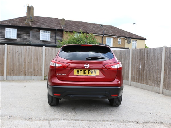 Nissan Qashqai 1.2 N-Connecta DIG-T Auto Sat Nav Rear Cam