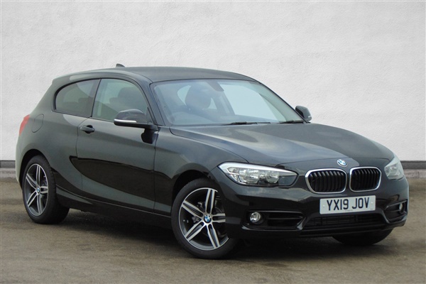 BMW 1 Series 118i [1.5] M Sport 5dr [Nav/Servotronic]