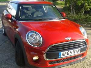 Mini cooper Hatch  in Crawley | Friday-Ad