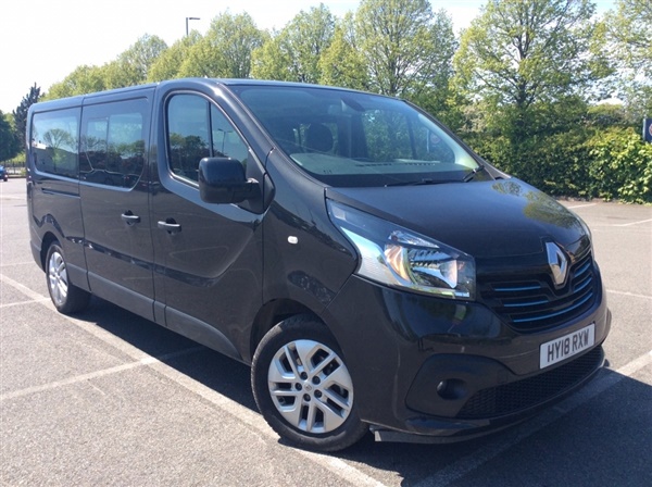 Renault Trafic 1.6 dCi Energy LL29 Sport Passenger 5dr (9