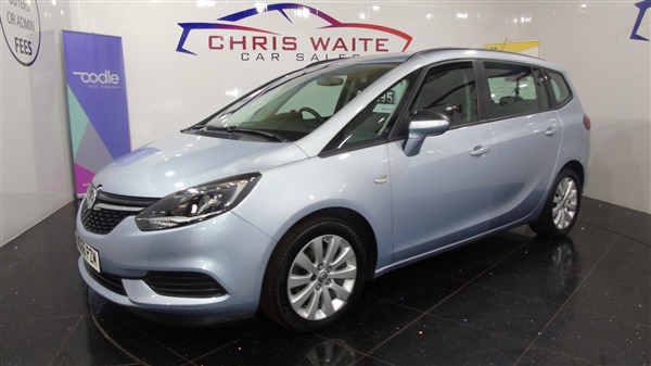 Vauxhall Zafira Tourer 1.4i Turbo 140 EU6 Design 6Spd