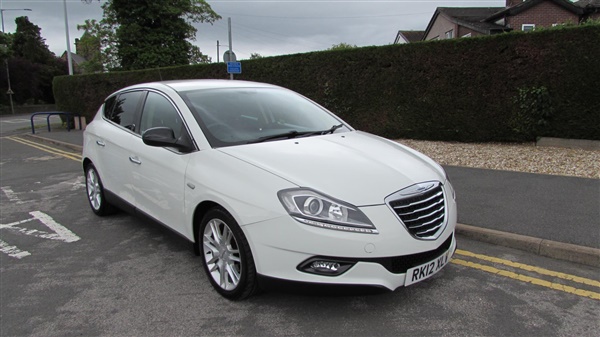 Chrysler Delta 1.4 M-Air SE 5dr