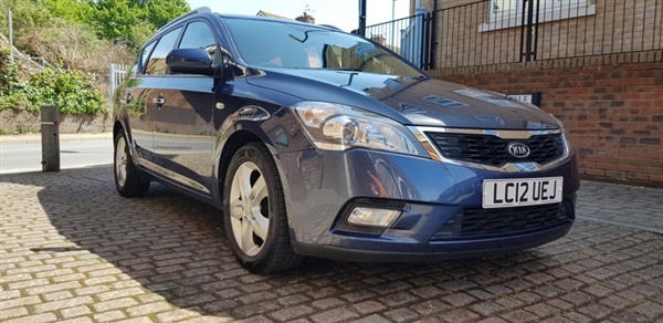 Kia Ceed CRDI 2 SW AUTOMATIC, FULL HISTORY< GREAT CONDITION