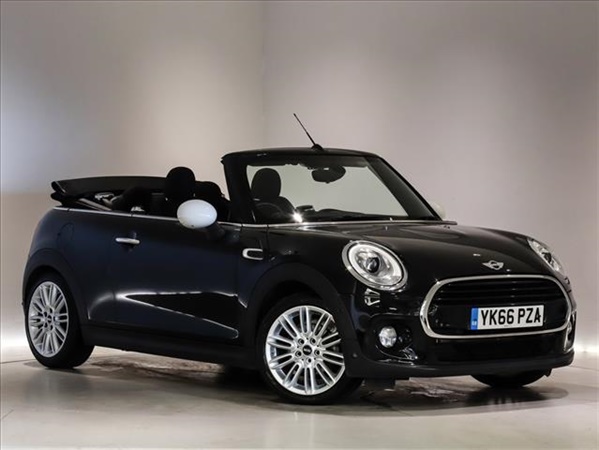 Mini Convertible 1.5 Cooper 2dr Auto [Chili Pack]