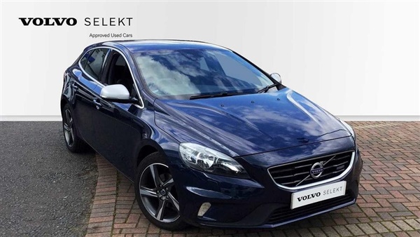 Volvo V40 D2M R-Design (Winter Pack, Bluetooth, Dab Radio)