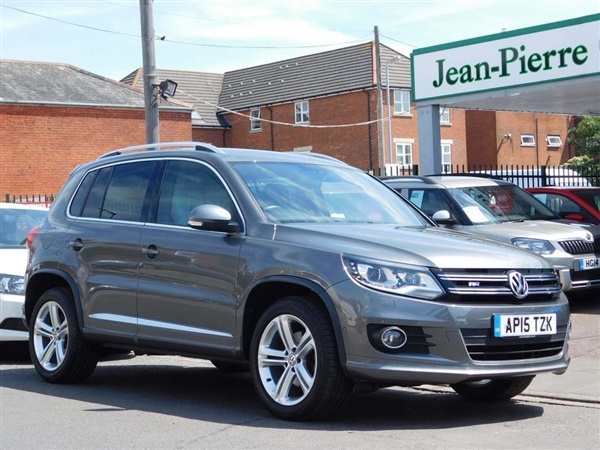 Volkswagen Tiguan 2.0 TDI BlueMotion Tech R-Line DSG 4WD 5dr