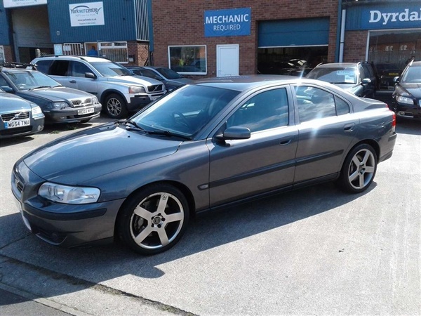 Volvo S R 4dr